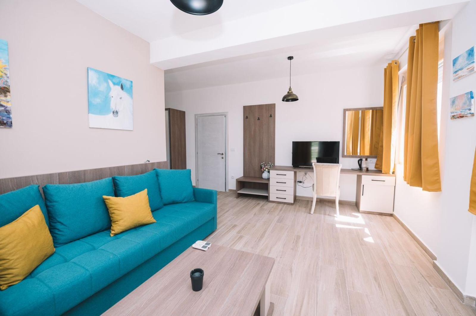 Apartments Art Ulcinj Buitenkant foto
