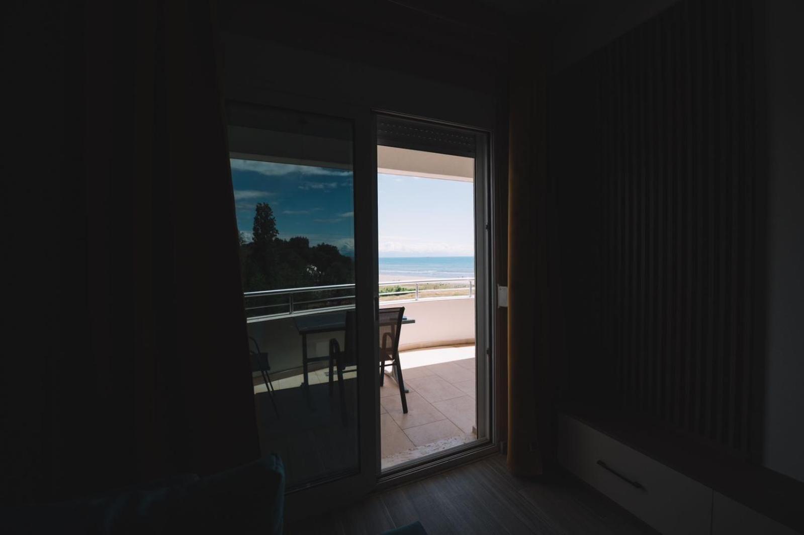 Apartments Art Ulcinj Buitenkant foto