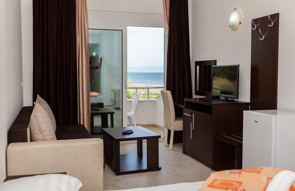 Apartments Art Ulcinj Kamer foto