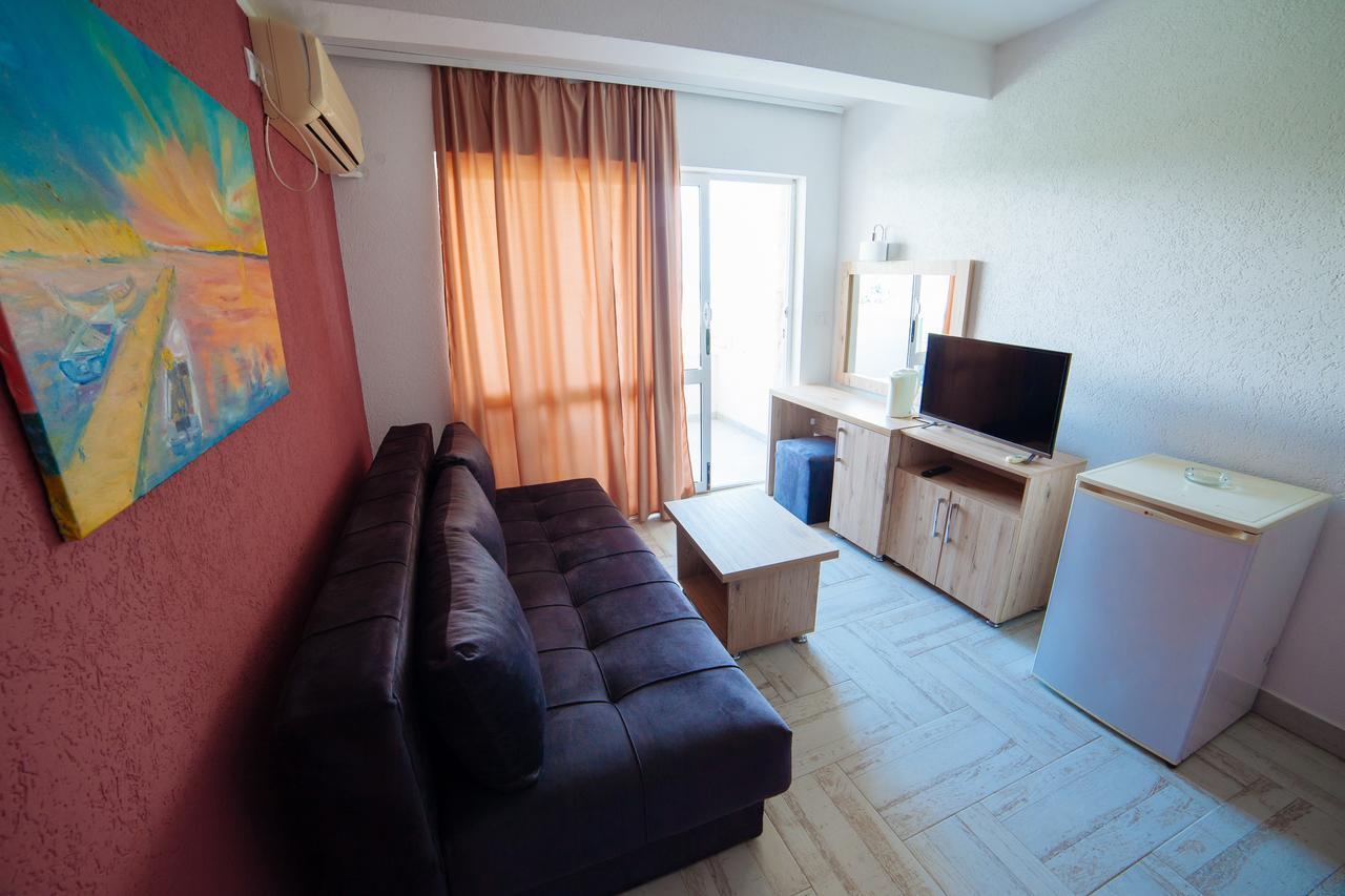Apartments Art Ulcinj Buitenkant foto