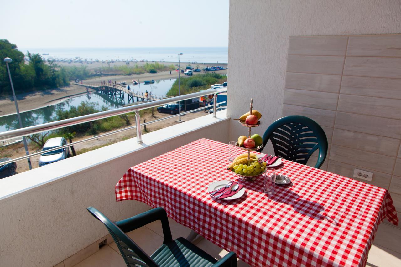 Apartments Art Ulcinj Buitenkant foto