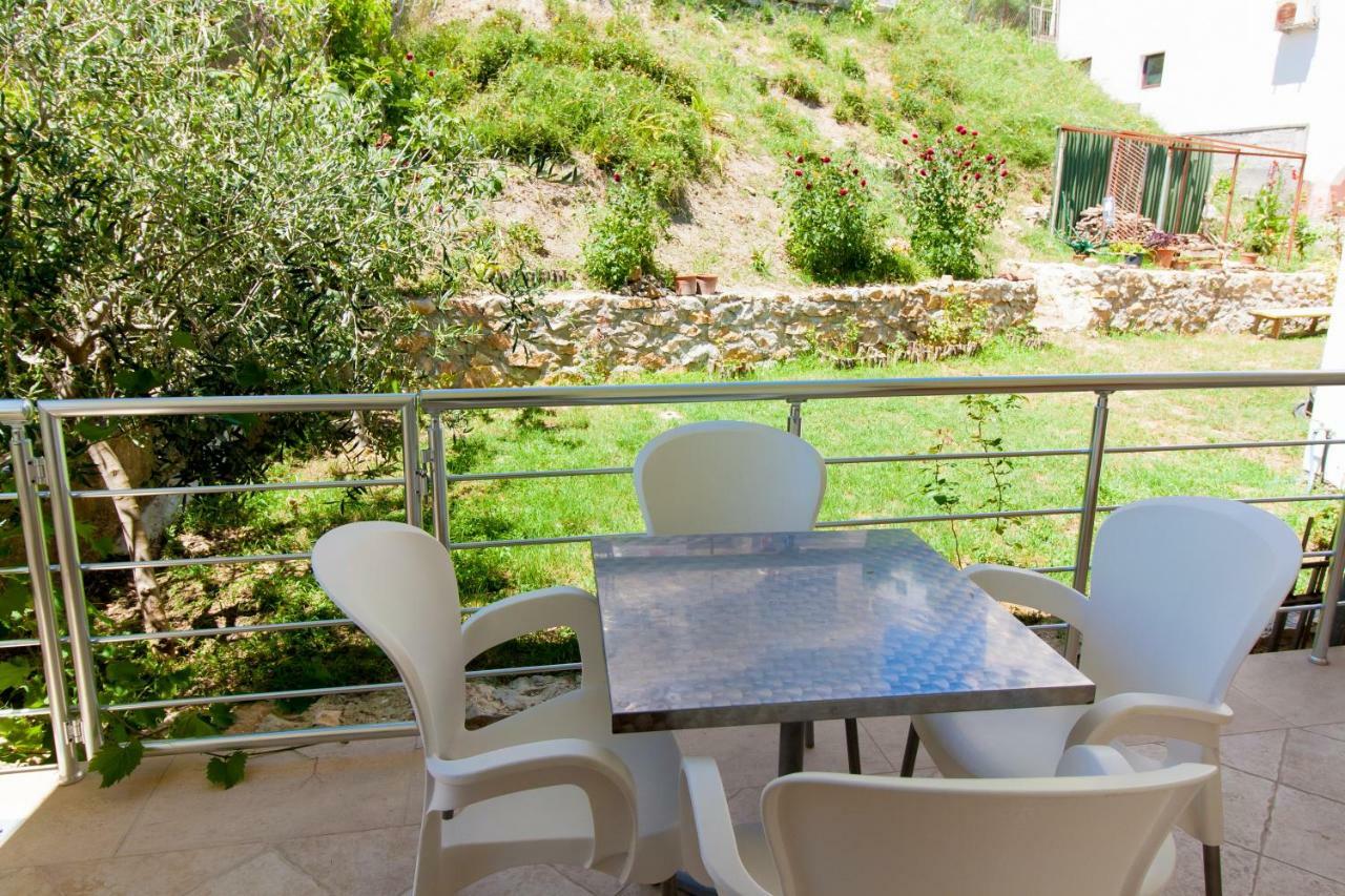 Apartments Art Ulcinj Buitenkant foto